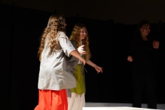 przedstawienie-Przebudzenie-teatr-Liczyrzepa-z-GCKSiT-w-Radkowie-2026-009