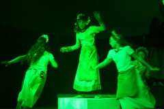 przedstawienie-Przebudzenie-teatr-Liczyrzepa-z-GCKSiT-w-Radkowie-2026-064